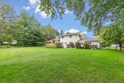 228 Walnut Lane, Apple Valley, MN 55124