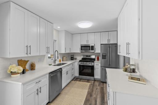 2566 Beacon Street, Saint Paul, MN 55113
