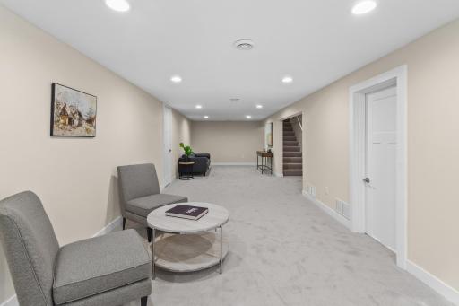 2566 Beacon Street, Saint Paul, MN 55113