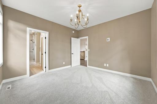 6016 Autumn Drive S, Fargo, ND 58104