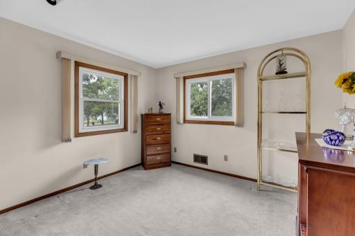 246 bedroom3.jpg