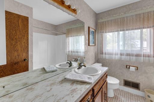246 Upper level Full Bath