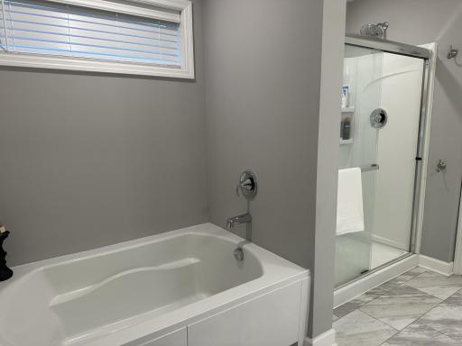 Primary Bath 3.jpg