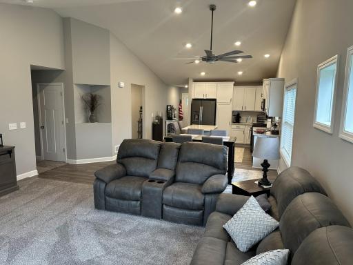 Living Room 3.jpg