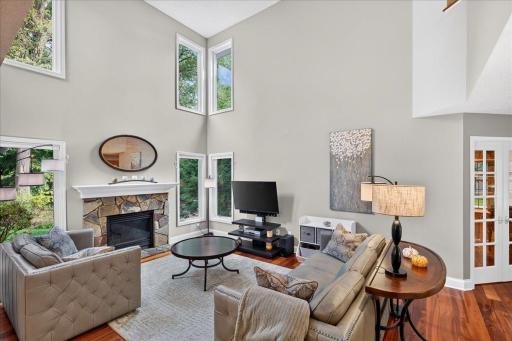2398 Hunter Drive, Chanhassen, MN 55317