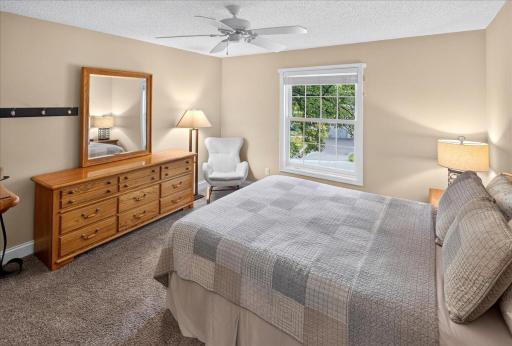 2398 Hunter Drive, Chanhassen, MN 55317
