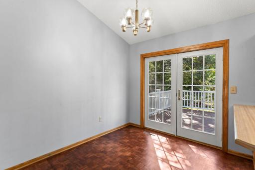 2824 Mckinley Drive, Woodbury, MN 55125