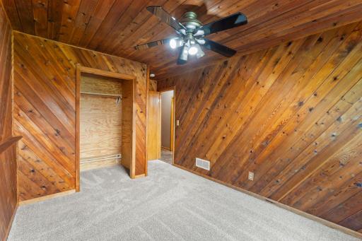 2824 Mckinley Drive, Woodbury, MN 55125