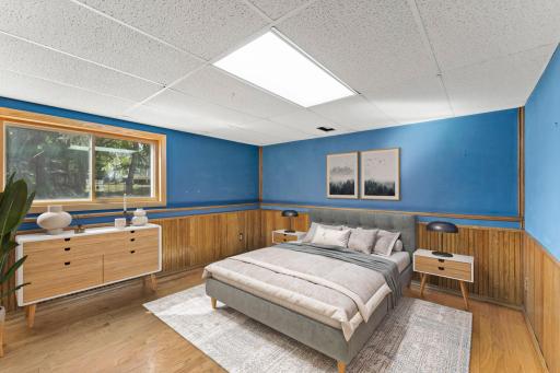 2824 Mckinley Drive, Woodbury, MN 55125
