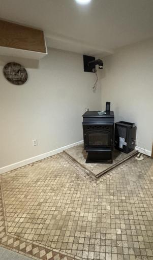 Potbelly stove in sitting area.jpeg