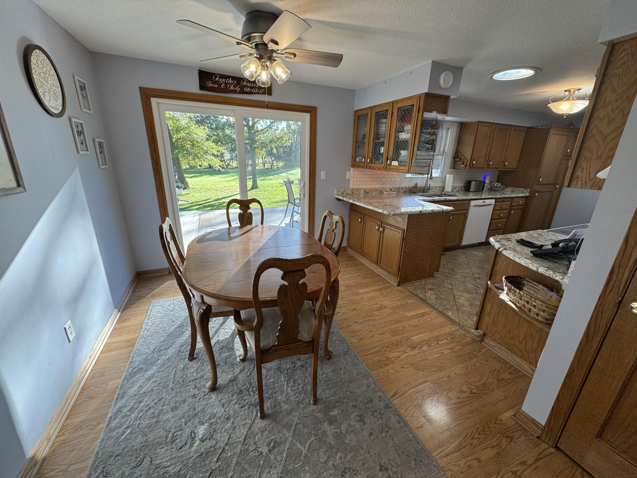 dining kitchen.jpeg