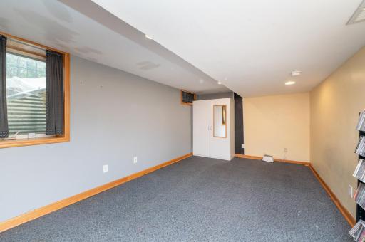 4543 Oliver Avenue N, Minneapolis, MN 55412