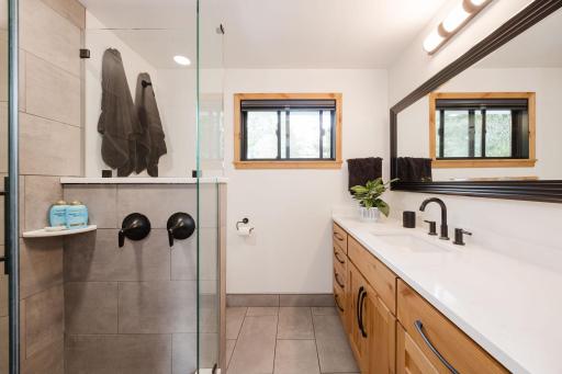 825 W River Road, Champlin, MN 55316