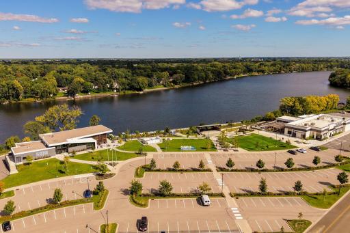 825 W River Road, Champlin, MN 55316