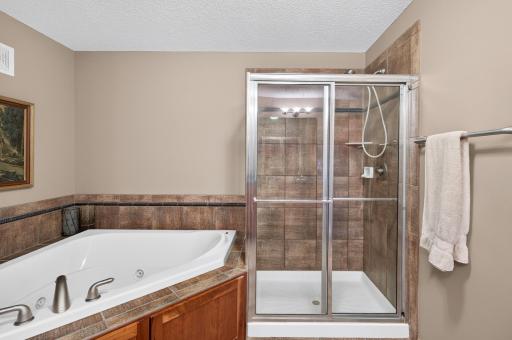 14260 Wilds Drive NW, Prior Lake, MN 55372