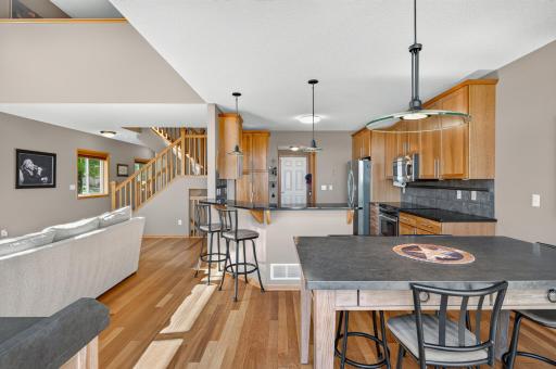 14260 Wilds Drive NW, Prior Lake, MN 55372