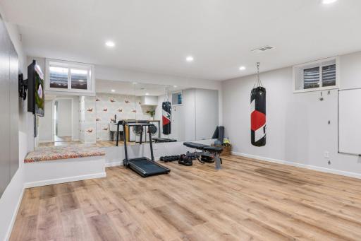4734 Coventry Road E, Minnetonka, MN 55345
