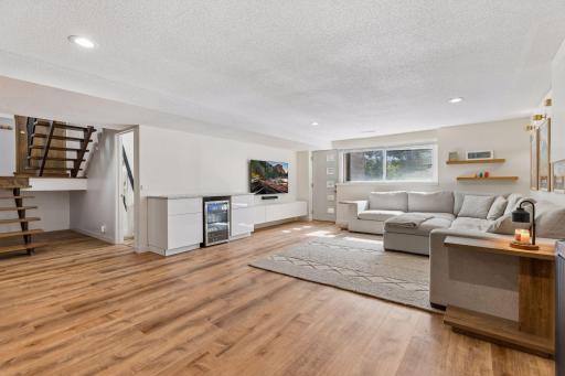 4734 Coventry Road E, Minnetonka, MN 55345