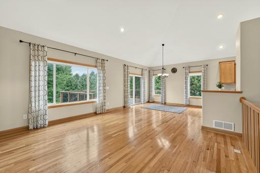5048 Scenic View Drive SW, Rochester, MN 55902