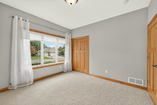 5048 Scenic View Drive SW, Rochester, MN 55902