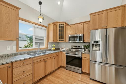 5048 Scenic View Drive SW, Rochester, MN 55902