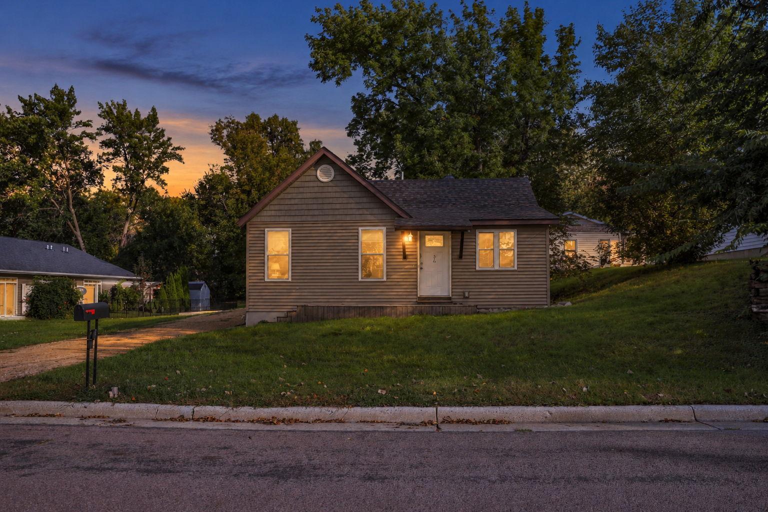 1-web-or-mls-731D27F6-C5F6-4625-88D9-05891356228B.png