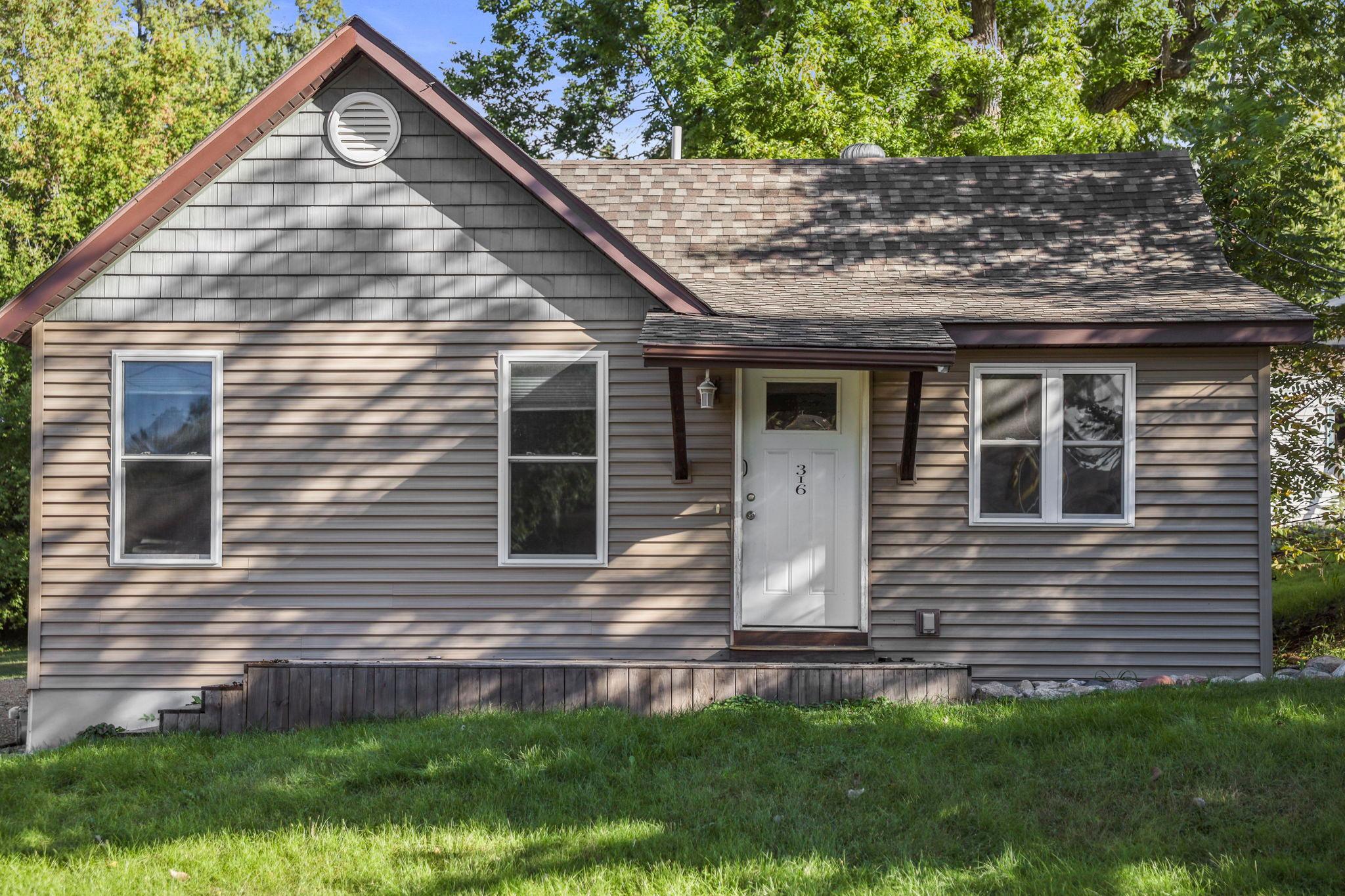12-web-or-mls-AT8A0792.jpg
