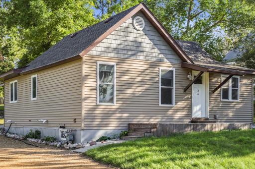 316 Paquin Street W, Waterville, MN 56096