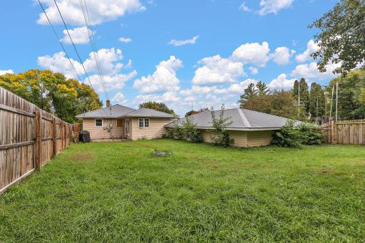 455 Division Street, Gaylord, MN 55334