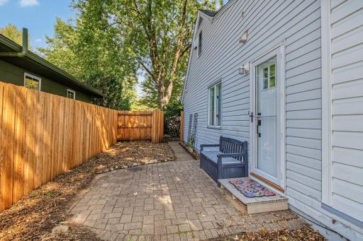 2024 Itasca Avenue, Saint Paul, MN 55116