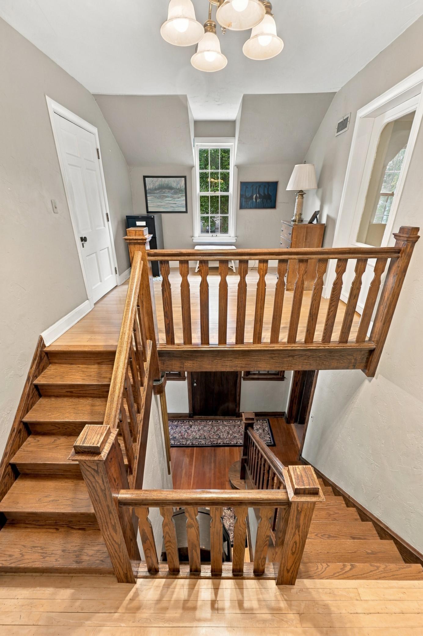 Oak Staircase & Landing