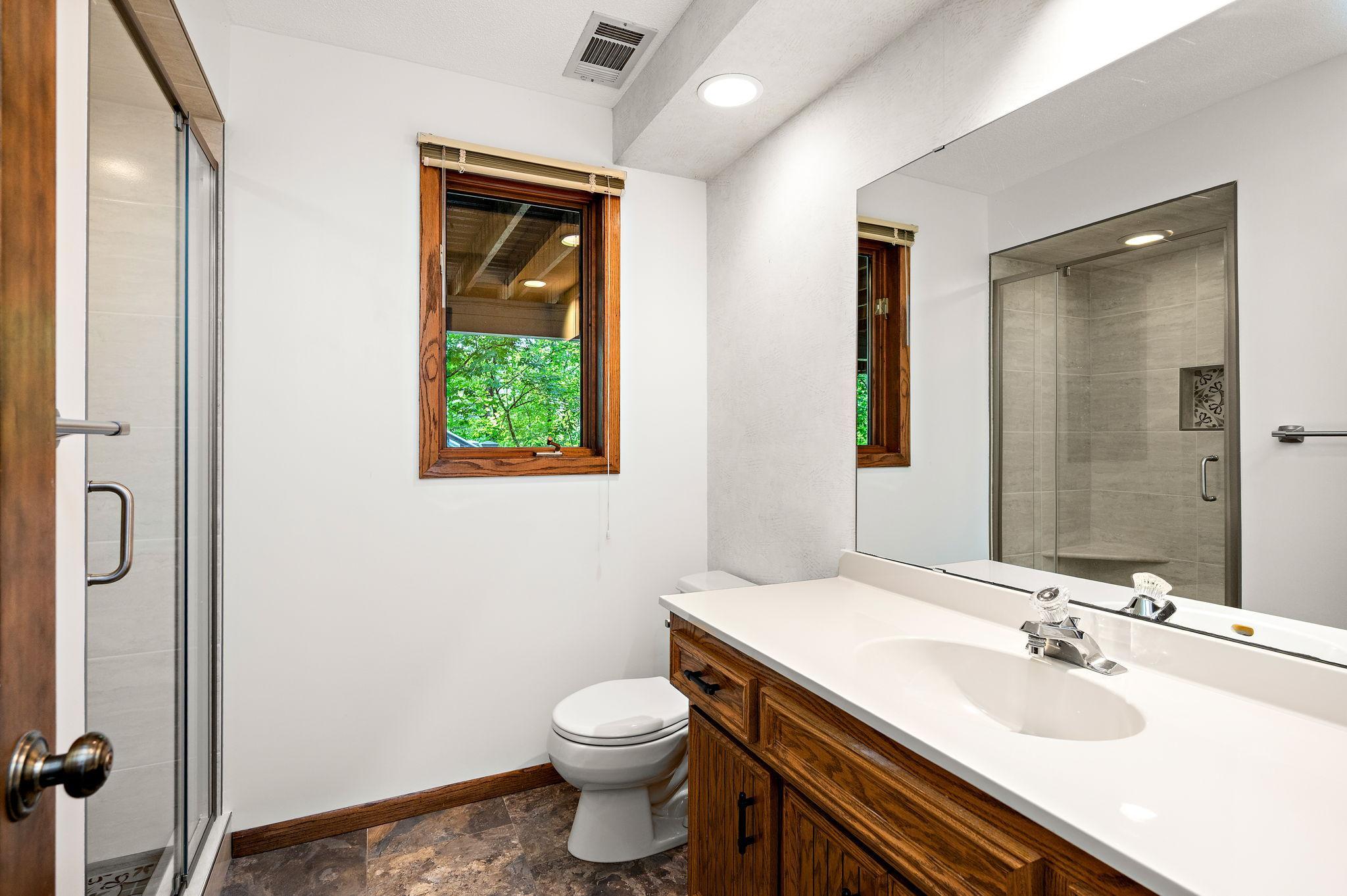 32-web-or-mls-12050-48th-ave-n.jpg