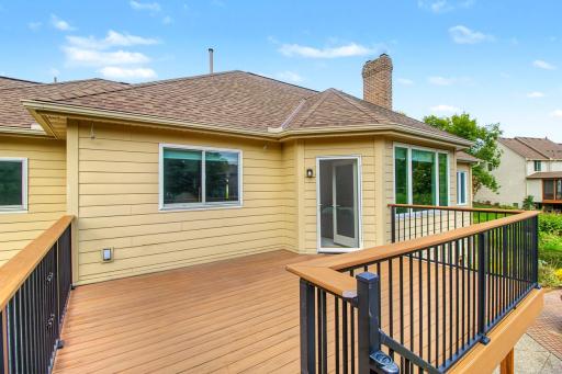 818 Park Place Drive, Mendota Heights, MN 55118