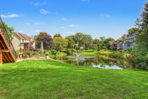 818 Park Place Drive, Mendota Heights, MN 55118