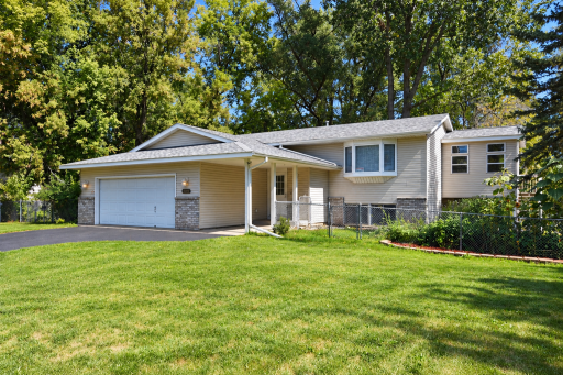 Photo for 5506 Prospect Avenue, Saint Paul, MN 55110 - listing #7148963 5506 Prospect Avenue, Saint Paul, MN 55110