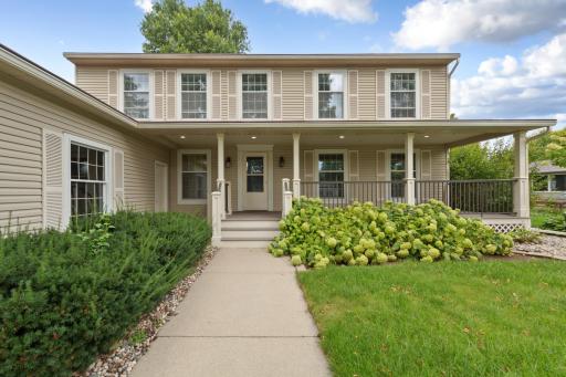 1029 Oak Terrace Drive, North Mankato, MN 56003