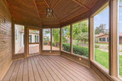 1029 Oak Terrace Drive, North Mankato, MN 56003