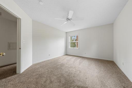 1029 Oak Terrace Drive, North Mankato, MN 56003