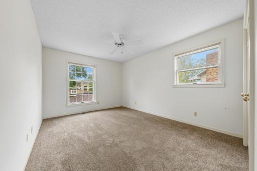 1029 Oak Terrace Drive, North Mankato, MN 56003