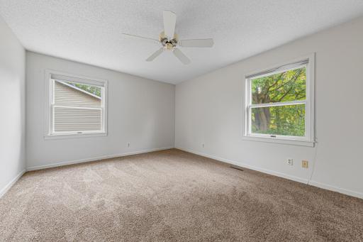 1029 Oak Terrace Drive, North Mankato, MN 56003