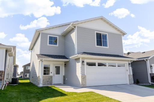 Photo for 6735 Meadow View Drive S, Fargo, ND 58104 - listing #7148969 6735 Meadow View Drive S, Fargo, ND 58104