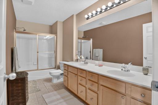 798 Cedar Street, 2, Saint Paul, MN 55103