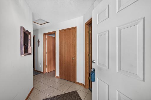 8709 Norway Street NW, Coon Rapids, MN 55433
