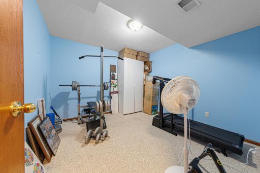 812 Lancer Drive NE, Owatonna, MN 55060