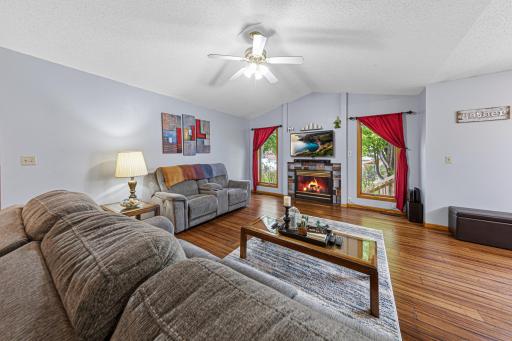 812 Lancer Drive NE, Owatonna, MN 55060