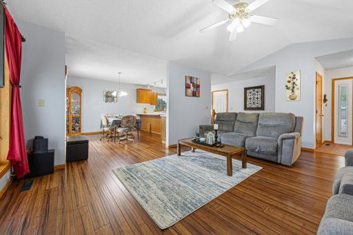 812 Lancer Drive NE, Owatonna, MN 55060