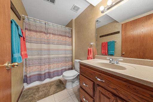 812 Lancer Drive NE, Owatonna, MN 55060