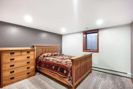 10440 Zion Street NW, Coon Rapids, MN 55433