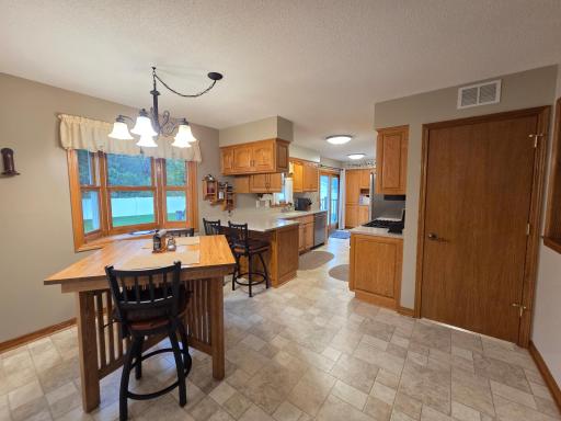 10440 Zion Street NW, Coon Rapids, MN 55433