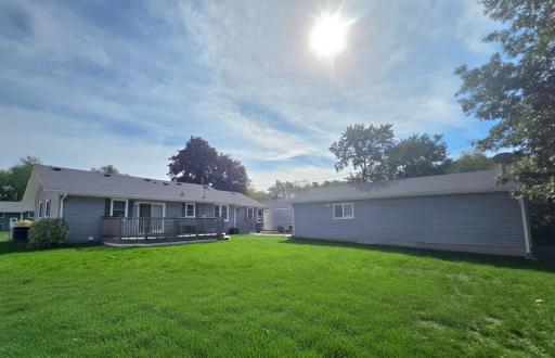 One level living with laundry on the main